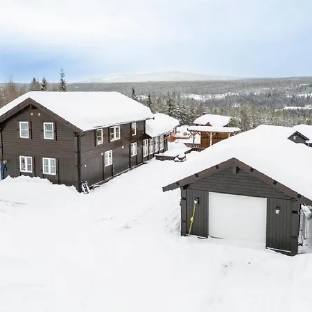 A Wonderful Estate Of Two For Seasons! *