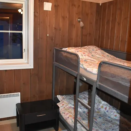A Wonderful Estate Of Two For Seasons! Holiday home *