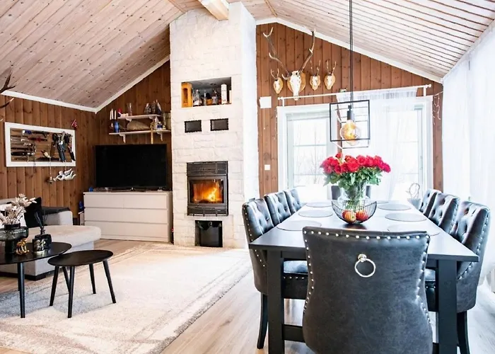 A Wonderful Estate Of Two For Seasons!